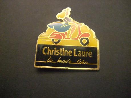 Christine Laure damesmode Frankrijk dame op scooter